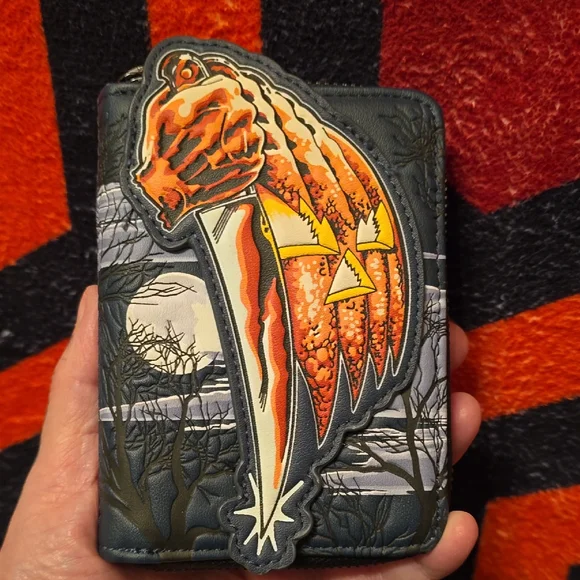 Loungefly Michael Myers Halloween Black and Silver Wallet - Picture 1 of 6